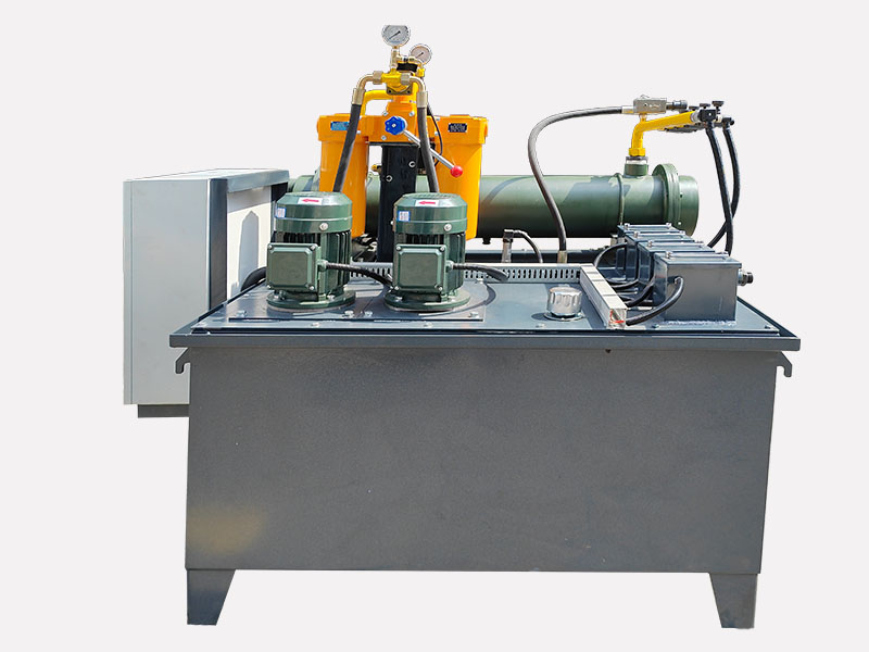 ��ɽ��еϡ����վ